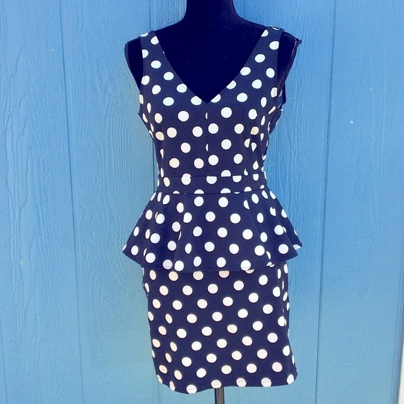 H&M Divided Polka Dot Sleeveless Dress Ruffle 8 - Picture 1 of 7